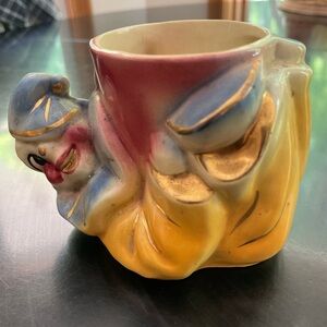 - Vintage Shawnee USA Clown Planter / Pot #607